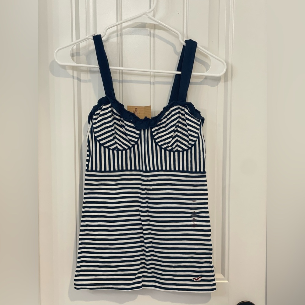 HOLLISTER NWT striped tank S